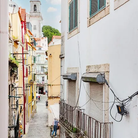 Alfama Comfy Appartement *